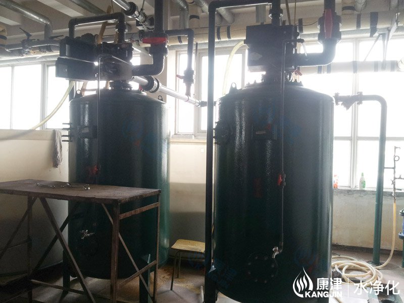 PIC_20130513_142110_38E.jpg PIC_20130513_142110_38E.jpg